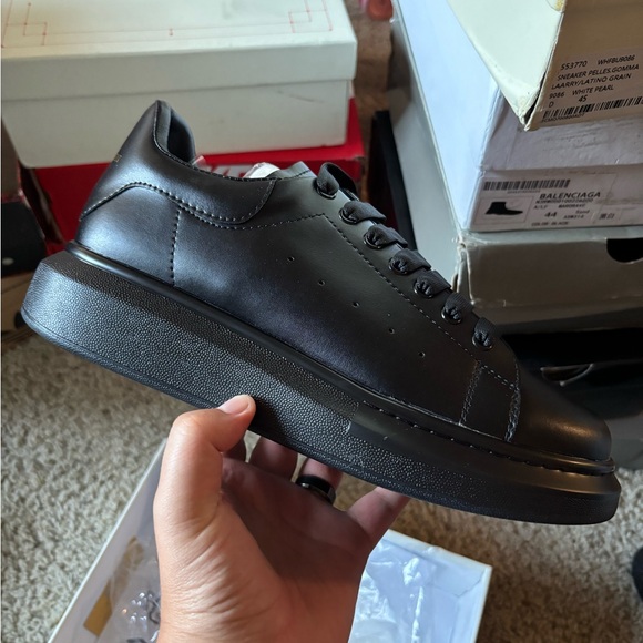 Alexander McQueen Black Sneakers Leather Upper - Picture 1 of 6